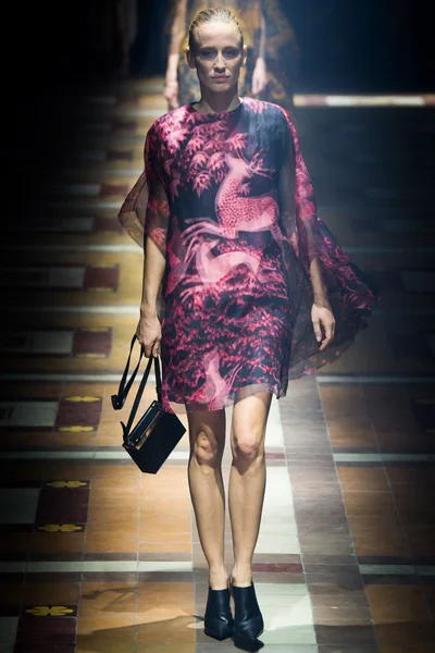 Look 54